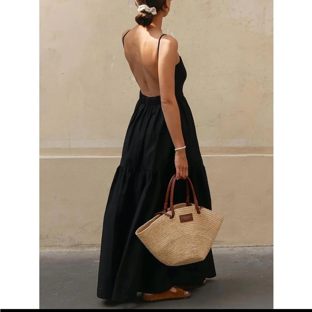 Elegant Black Backless Maxi Dress